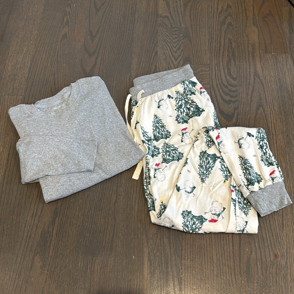 Burt’s Bees Organic Cotton Christmas Tree Pajama Set Women’s Medium